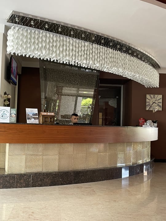 Lobby Hotel Grand Okan
