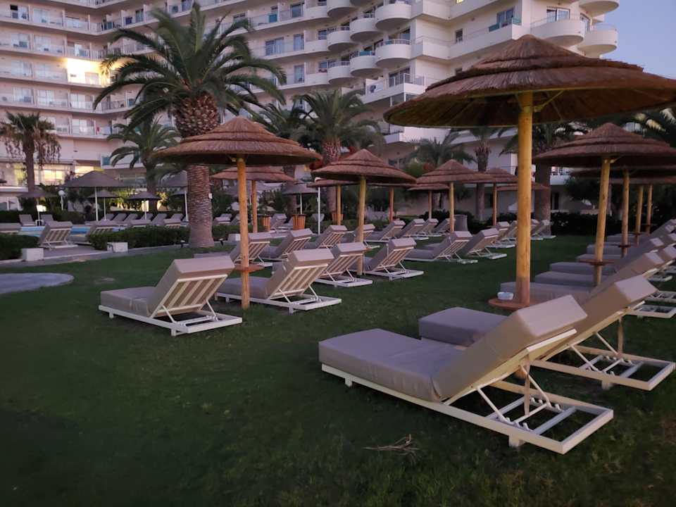 Gartenanlage Pegasos Deluxe Beach Hotel