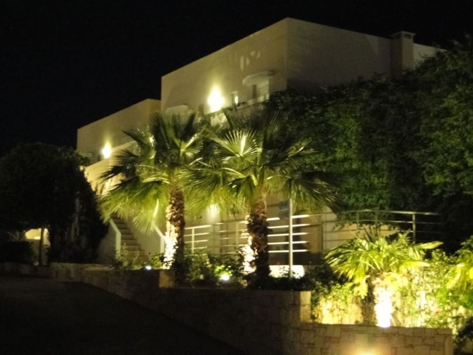 Auch in der Nacht ein traumhafter Anblick Grand Hotel Holiday Resort