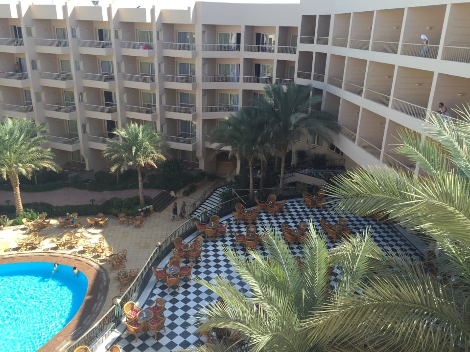 Вид с номера 550 Sea Star Beau Rivage