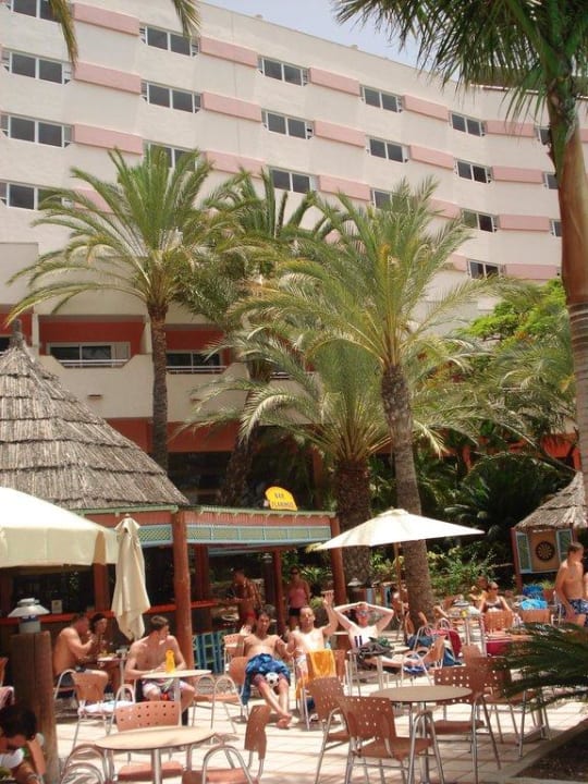 Aublick vom Pool Abora Continental by Lopesan Hotels