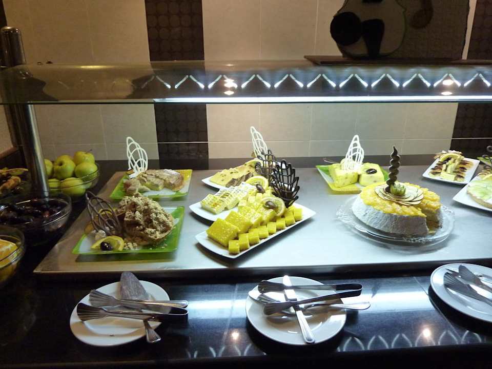 Nachspeise beim Asiaten Pickalbatros Alf Leila Wa Leila Resort - Neverland Hurghada