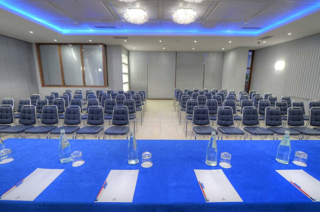 Conference Hall Alexandra Hotel