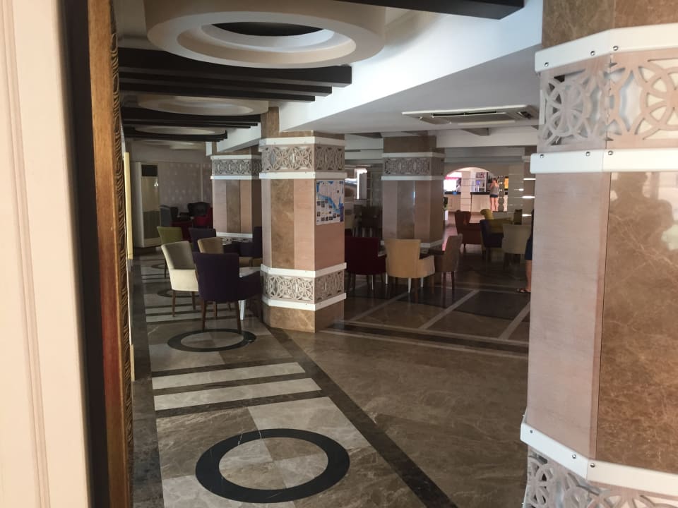 Lobby Tac Premier Hotel & Spa
