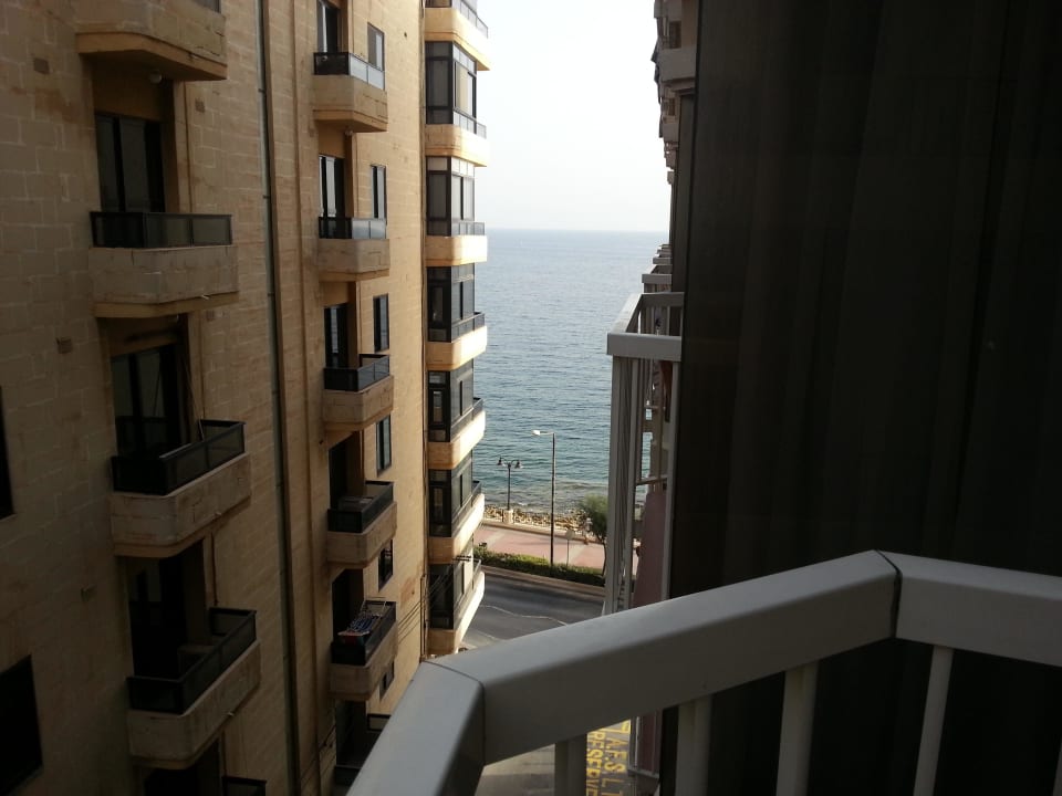 Seitenmeerblick The Diplomat Hotel