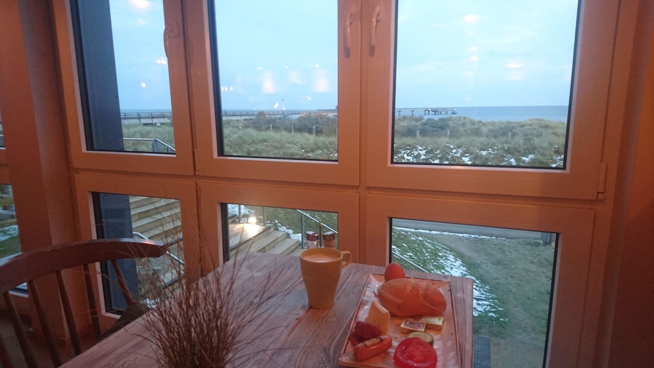 Blick beim Frühstück Bretterbude Heiligenhafen