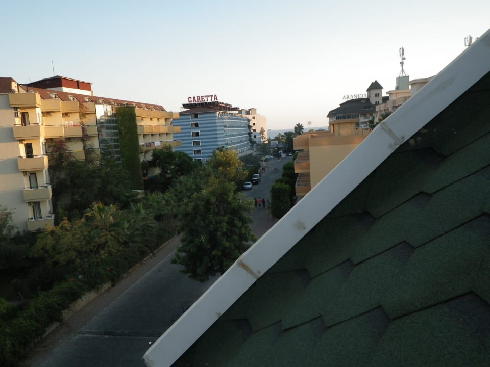 Blick in Richtung Strand Opia Hotel
