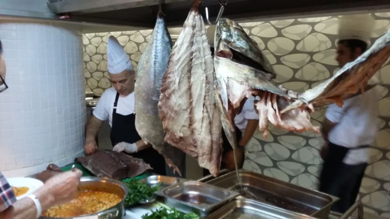 Zubereitung von Tunfisch Arycanda Kirman Premium