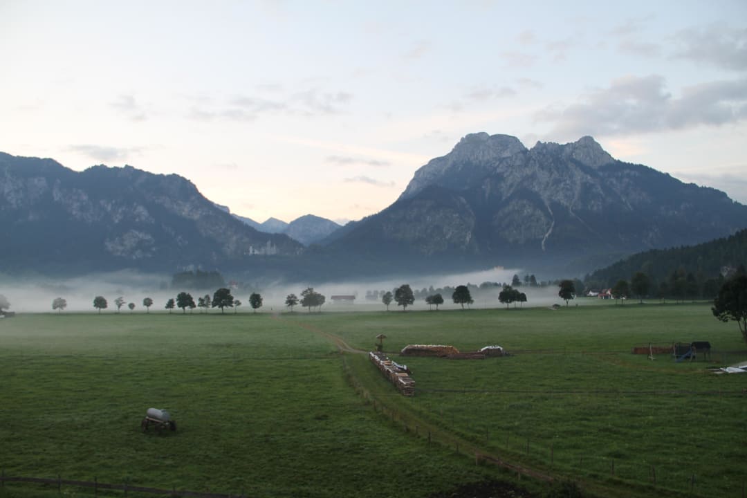 Ausblick auf die Schlösser Hotel Das Rübezahl