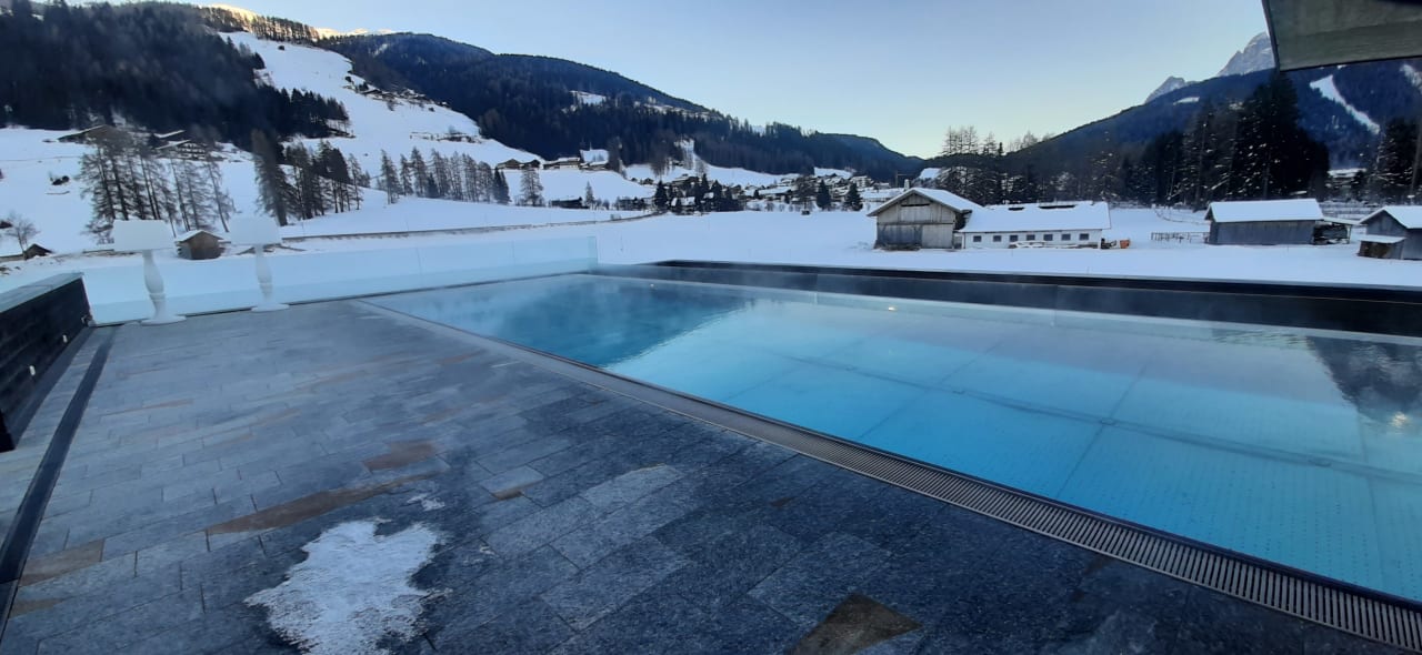 Pool Hotel Monika – great place to be