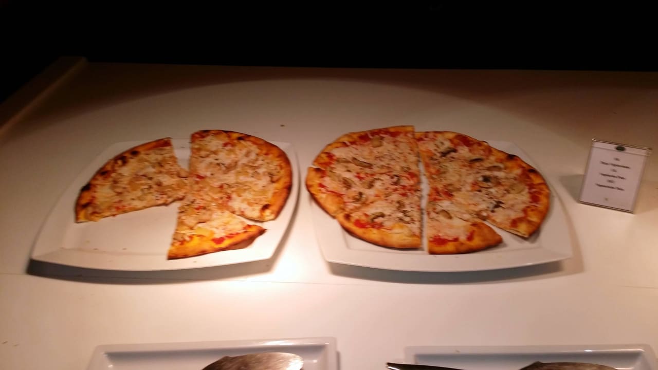 Pizza The Orangers Beach Resort and Bungalows