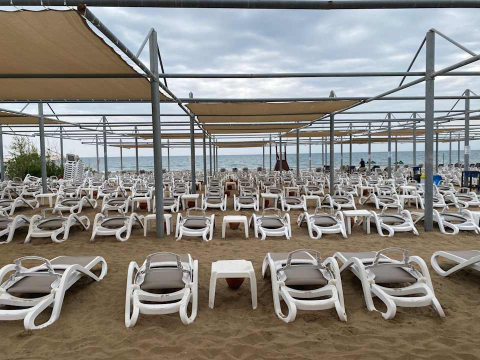 Strand Dream World Resort & Spa