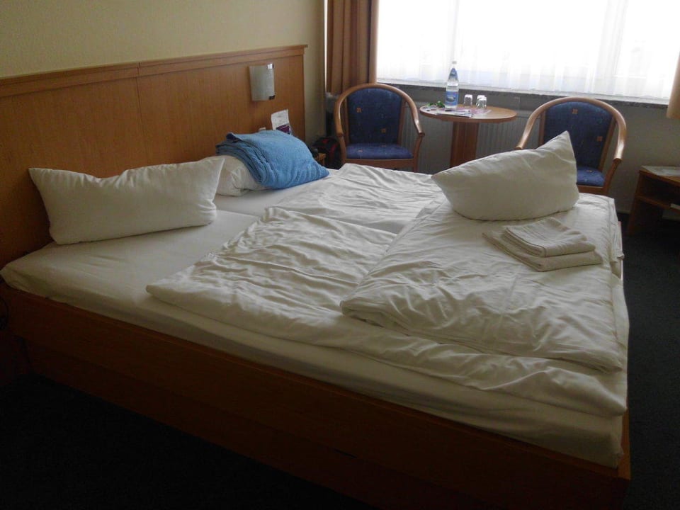 Kleines DZ AHORN Hotel Am Fichtelberg