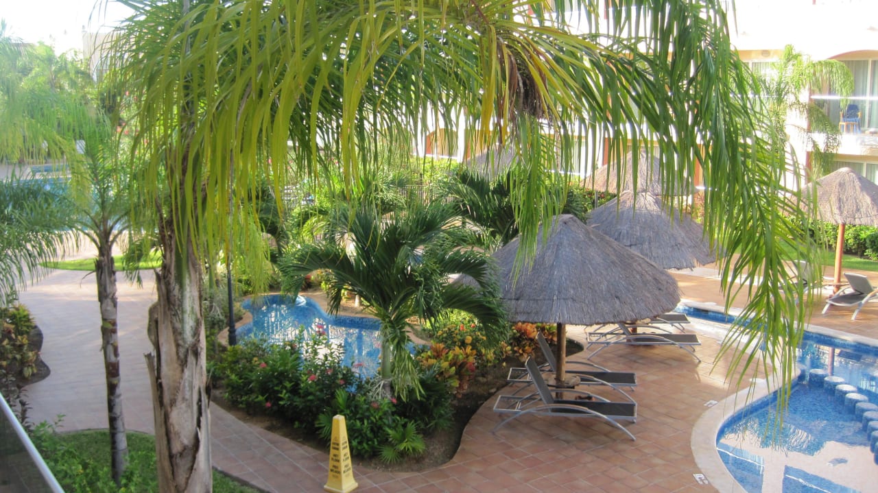 Select Club Sandos Playacar Beach Resort