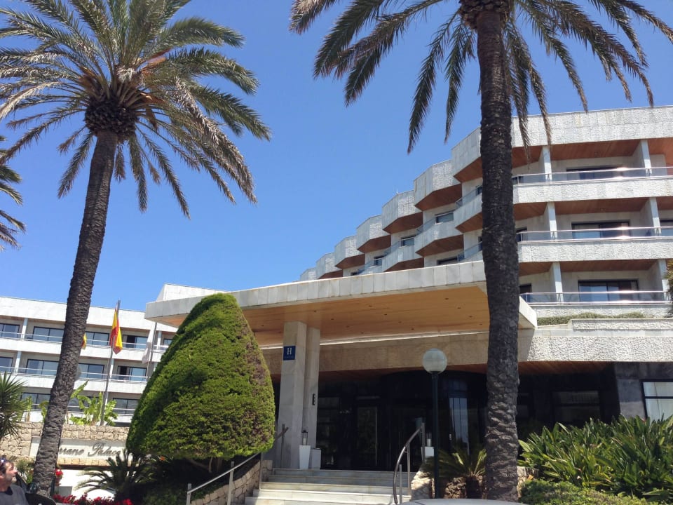 Eingang Hotel Serrano Palace