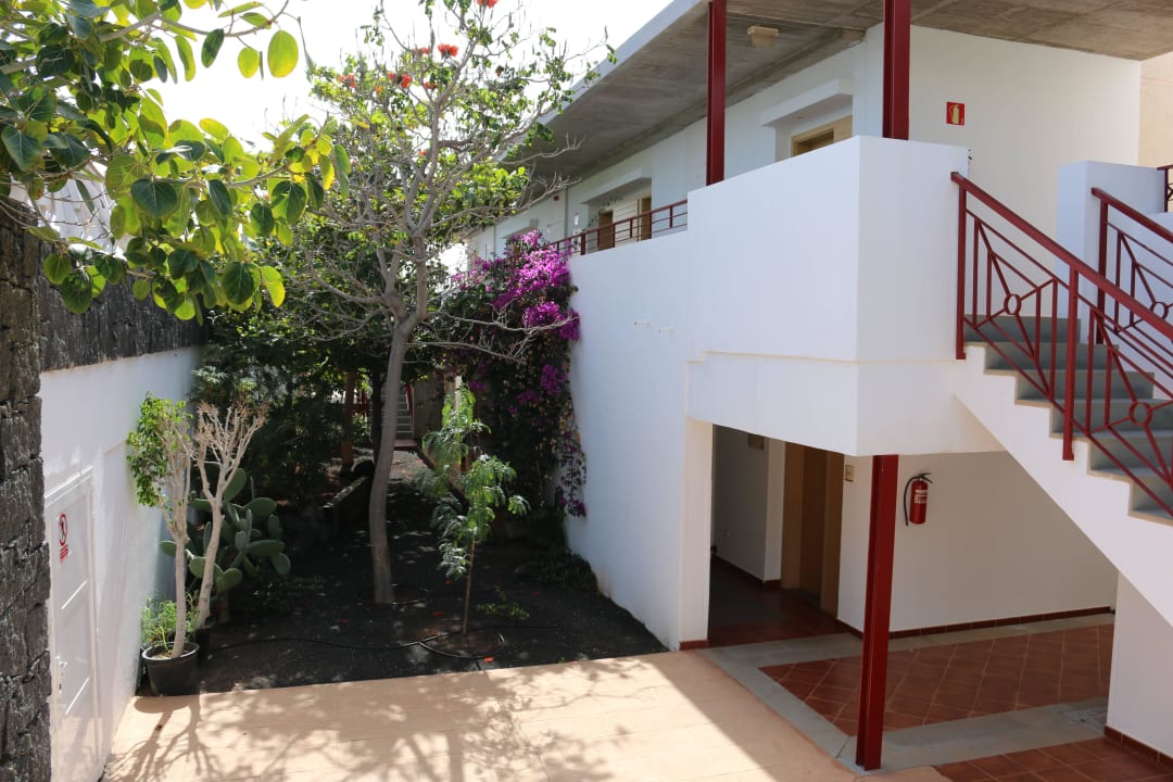 Aufgang zu den Meerblickzimmern Hotel Costa Calero