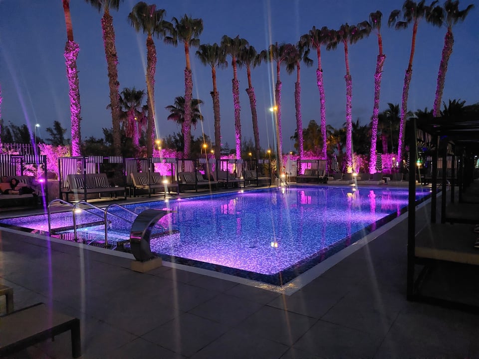 Pool Tabaiba Princess