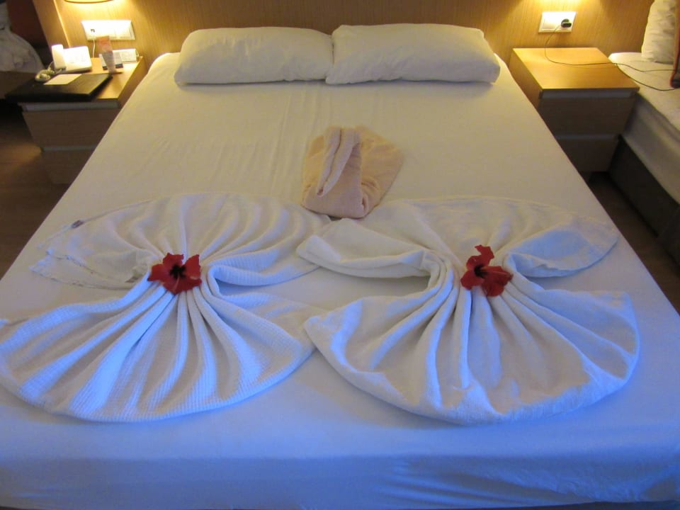 Комплимент от горничной Limak Limra Hotel & Resort