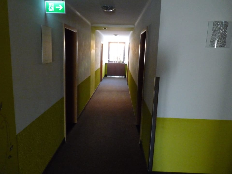 Flur Hotel Zum Löwen