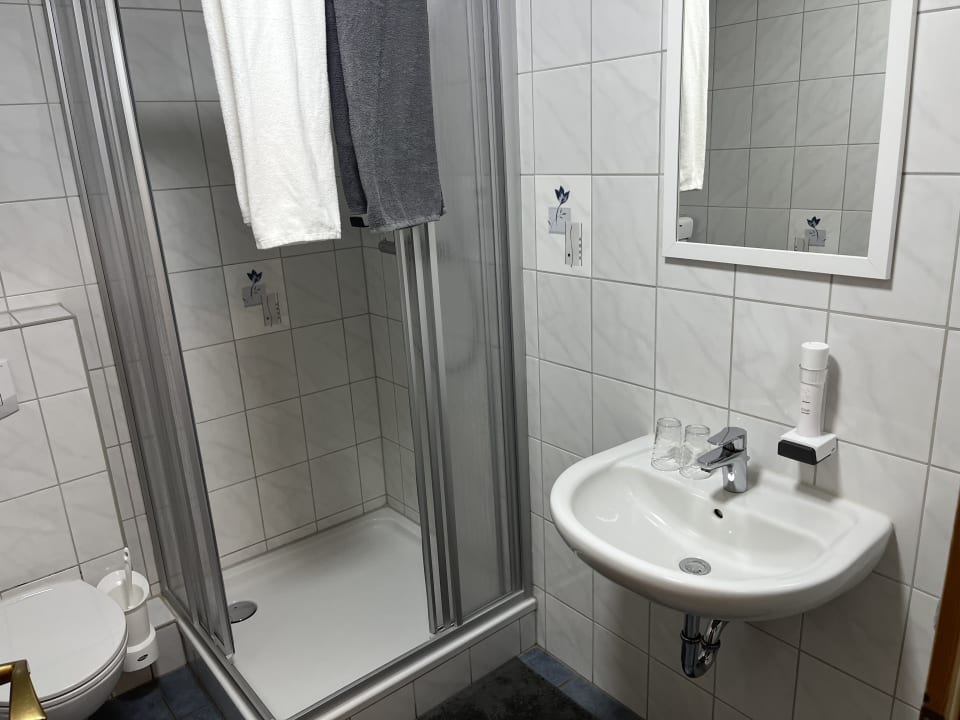 Zimmer Pension ZUM LINDENWALD Colbitz