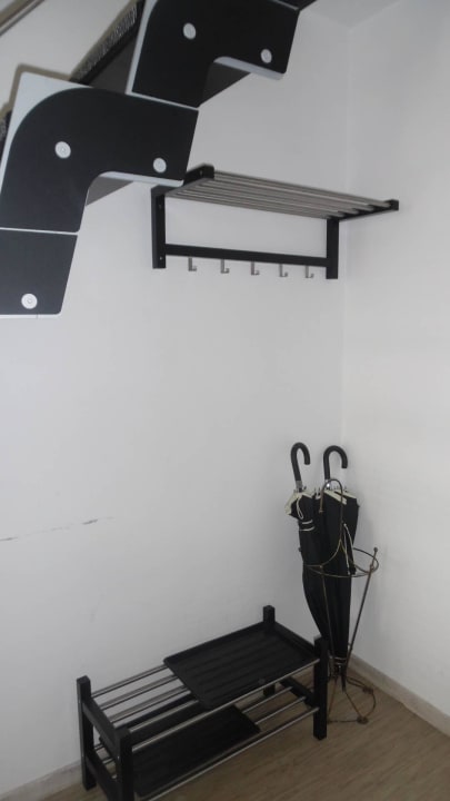 Garderobe im Zimmer Apartamenty Feniks