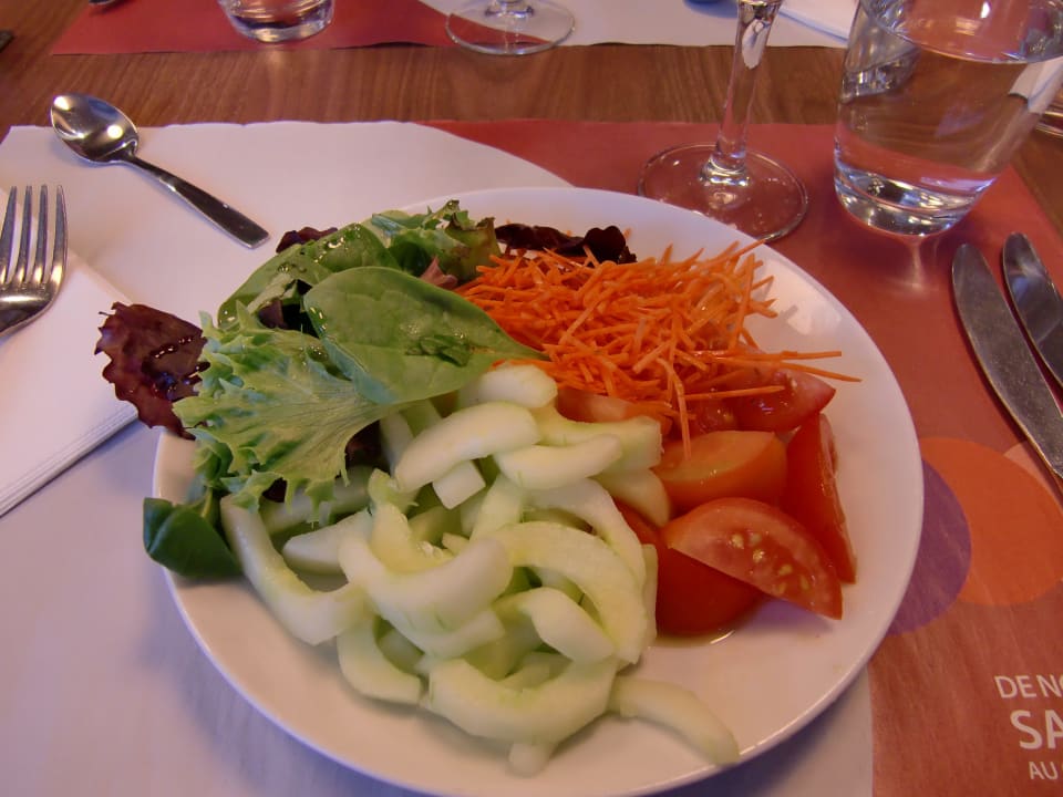 Vorspeise Hotel Campanile Chaville