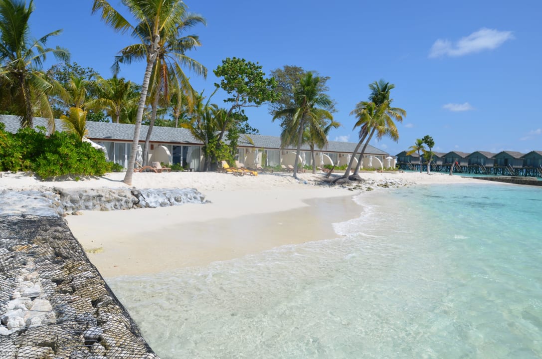 Strand Centara Ras Fushi Resort & Spa Maldives