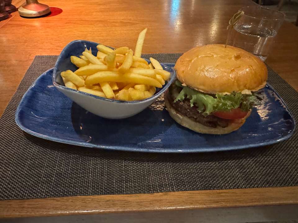 Gastro Hotel Indigo Dubai Downtown by IHG