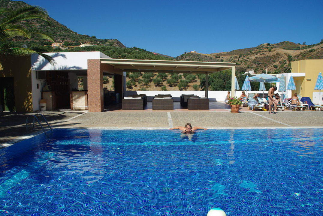 Bar de la Piscine Hotel Xidas Garden