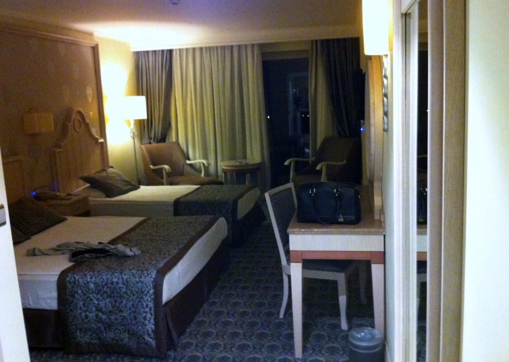 111 Starlight Resort Hotel