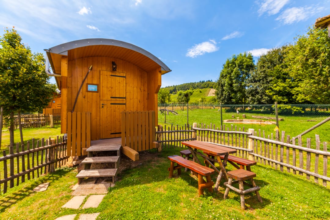 Außenansicht Natur-Resort Tripsdrill