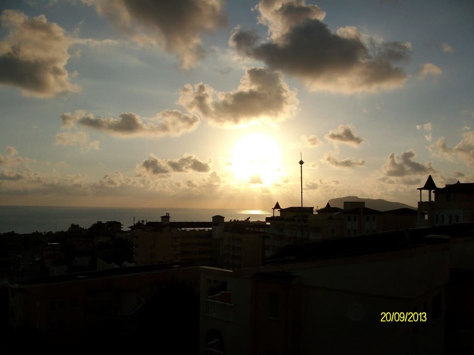 Sonnenuntergang Hotel Club Paradiso