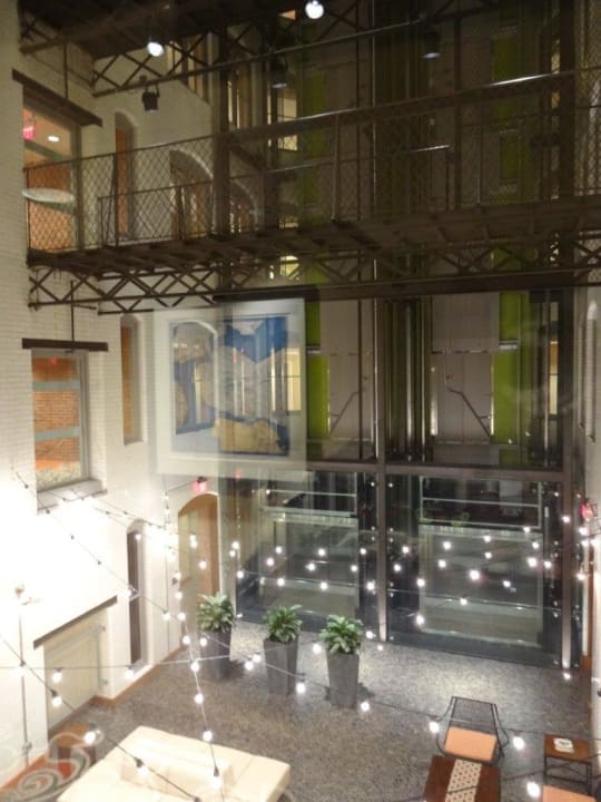 Innenhof Residence Inn Boston Downtown/Seaport