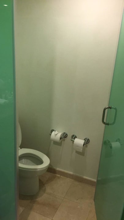 Badezimmer mit getrenntem WC 1224 Dreams La Romana Resort & Spa