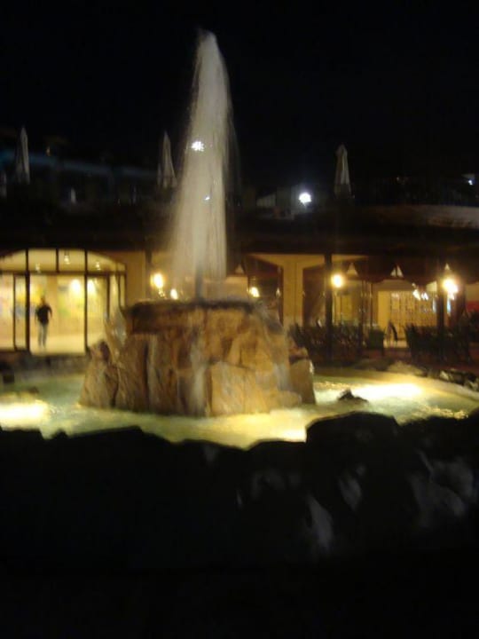 Hotel eigener Springbrunnen Hotel Turan Prince