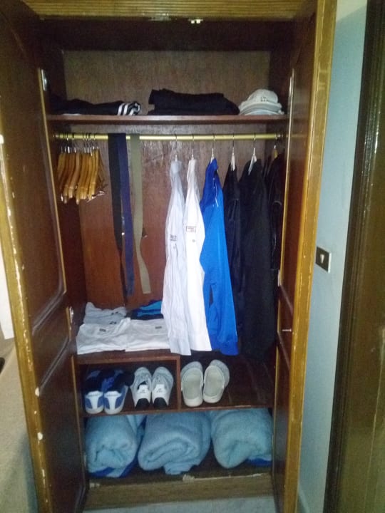 Zimmer Lotus Bay Beach Resort