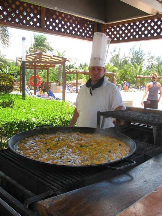 Mittags gab es immer etwas Besonderes vom Grill Blau varadero - Adults only