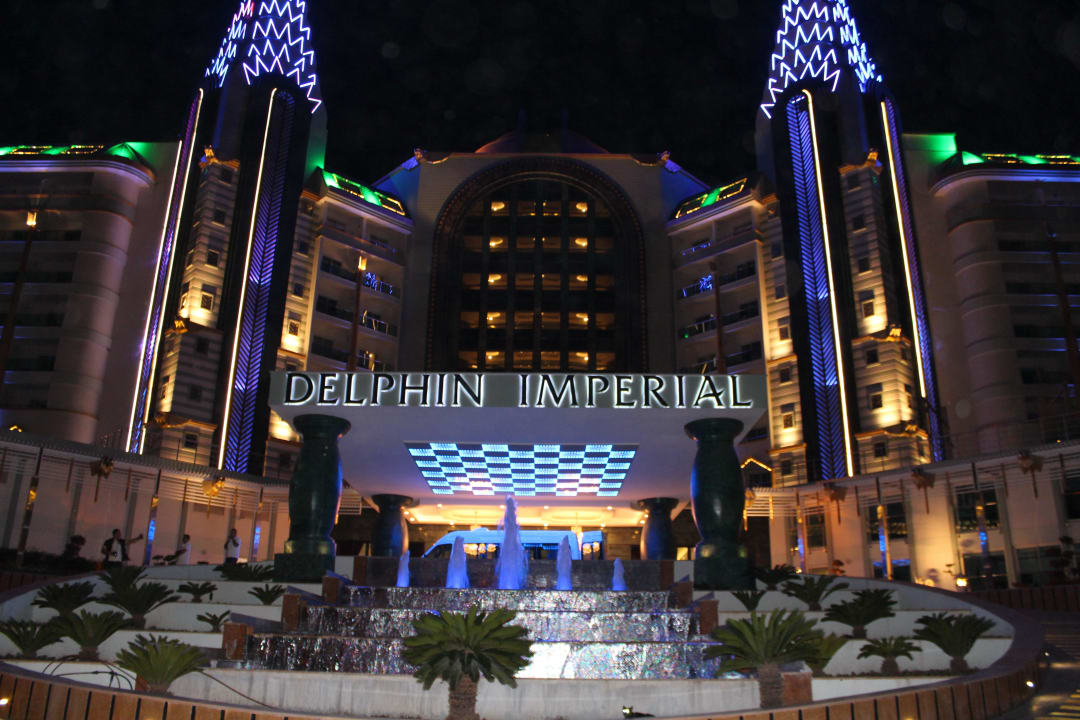 Imperial bei Nacht Hotel Delphin Imperial