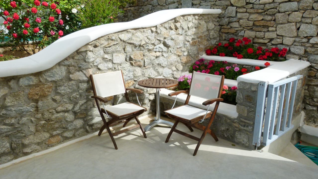 Terrasse Hotel Villa Nireas