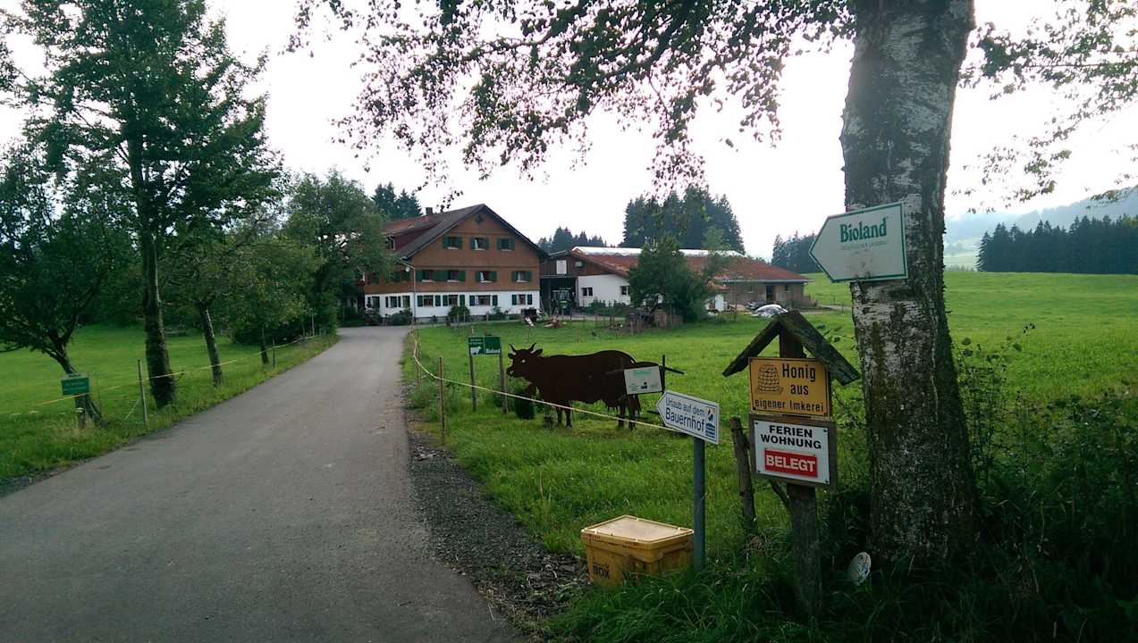 Zufahrt zum Biolandhof Hage Biolandhof Hage