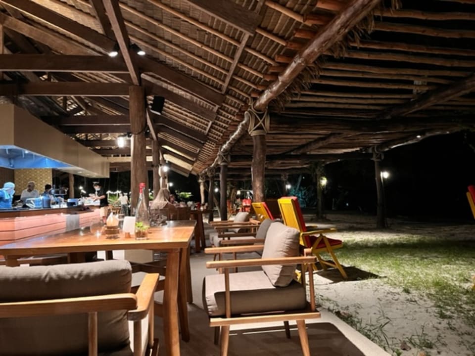 Gastro Island Escape Burasari