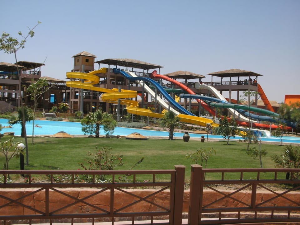 Jungle Aqua Park Beach Albatros Resort