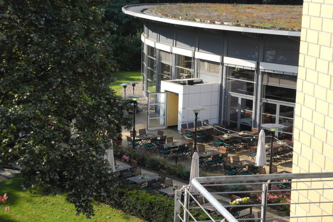 Balkon, Blick auf Speisesaal Seminaris Seehotel Potsdam