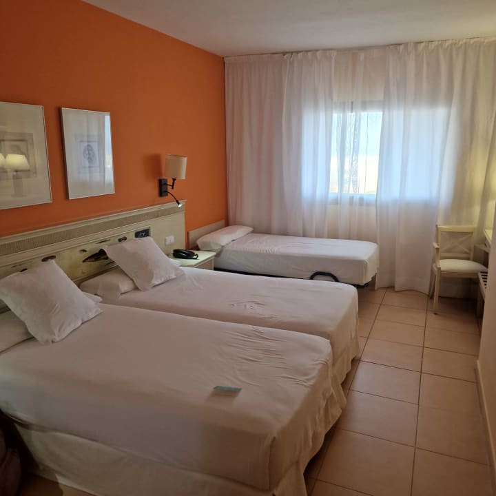 Zimmer Iberostar Waves Gaviotas Park