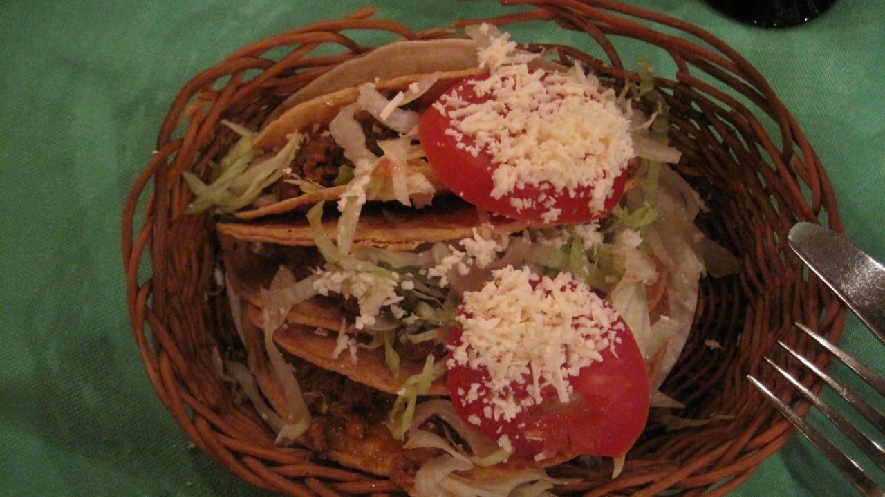 Tacos Sandos Playacar Beach Resort