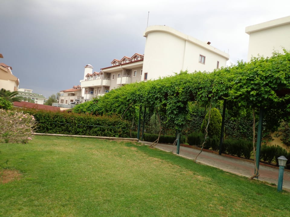 Gartenanlage Grand Seker Hotel