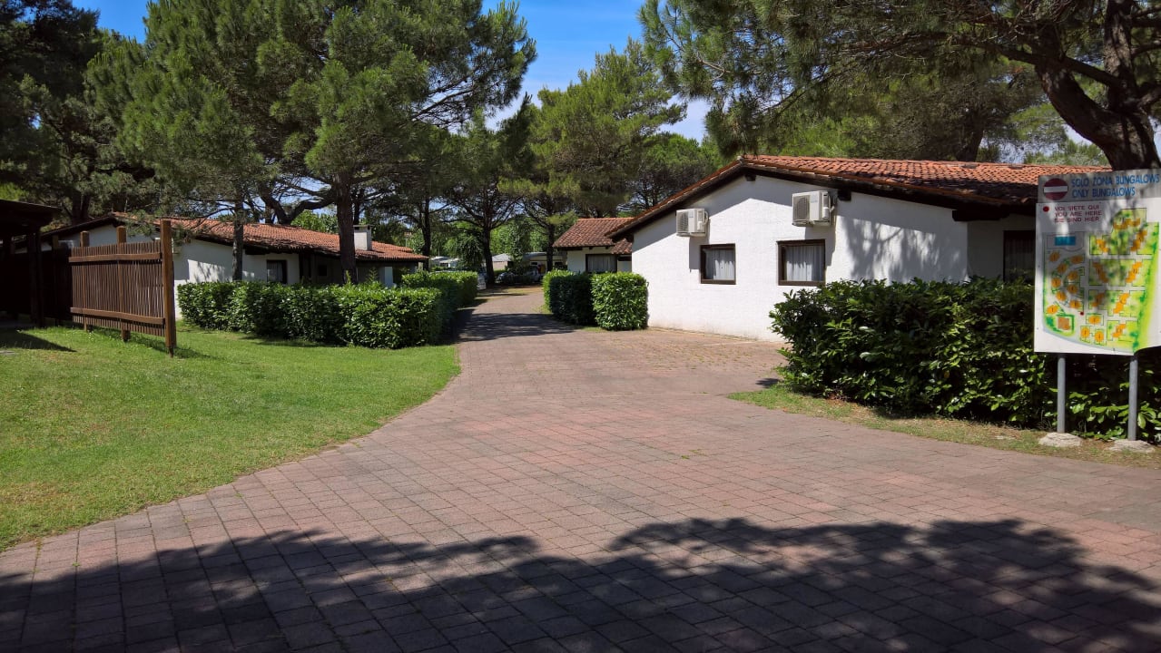 Bungalow außen Villaggio Residence Punta Spin