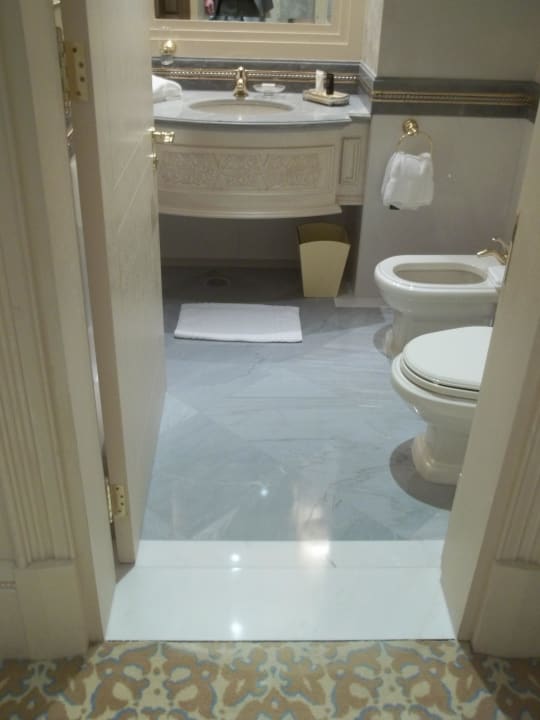 Khaleej Deluxe Suite Emirates Palace Mandarin Oriental