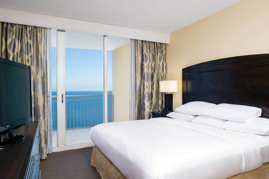 Zimmer DoubleTree by Hilton Ocean Point Resort & Spa- North Miami Beach / Sunny Isles Beach