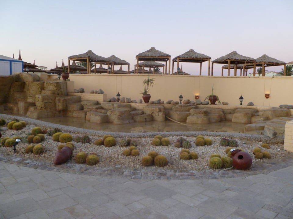 Kleiner Bachlauf Pickalbatros Dana Beach Resort - Hurghada